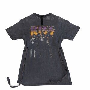 Kiss Vintage Vibe Black Tee Boutique Style